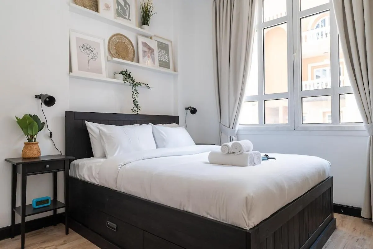 Relaxing Awesome 1-Bedroom Apartment In Jvc Dubai