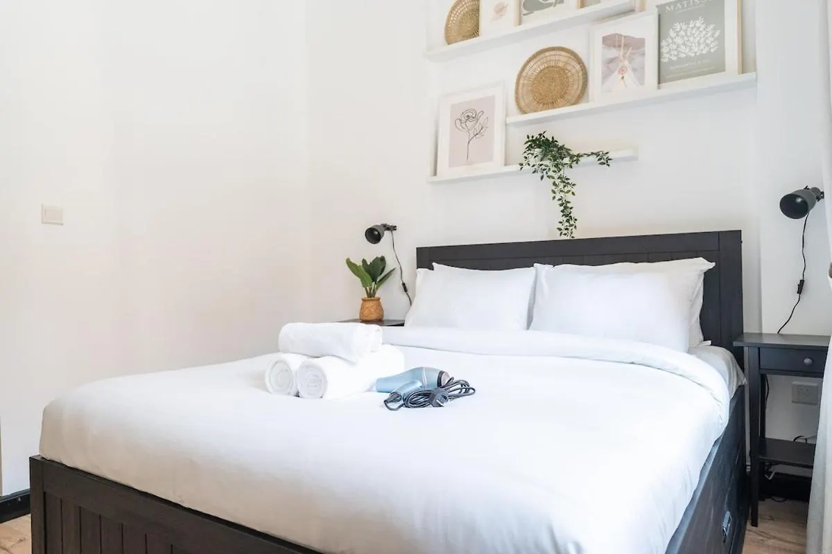 Relaxing Awesome 1-Bedroom Apartment In Jvc Dubai